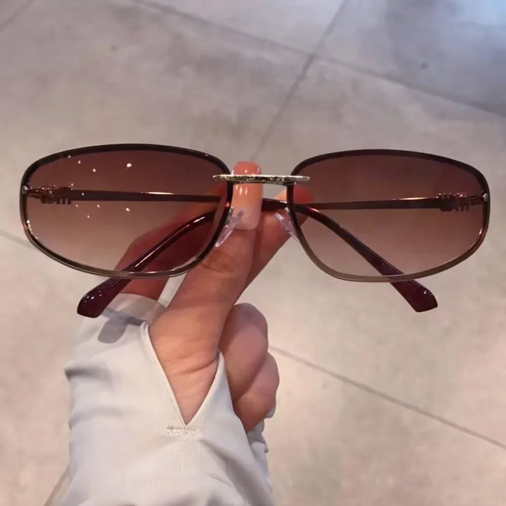 Sunglasses for Women New Fashion Gradient Sexy Sun Glasses Ladies Elegant Driving Shades Vintage Small Square Alloy Silver Y2K