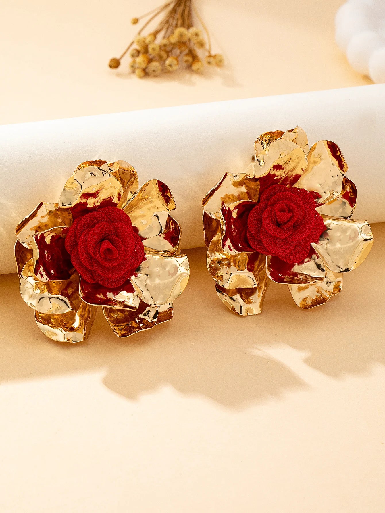 A Pair of Women's Earrings with 3D Floral Design, Large and Bold, Suitable for Everyday Wear and Vacations