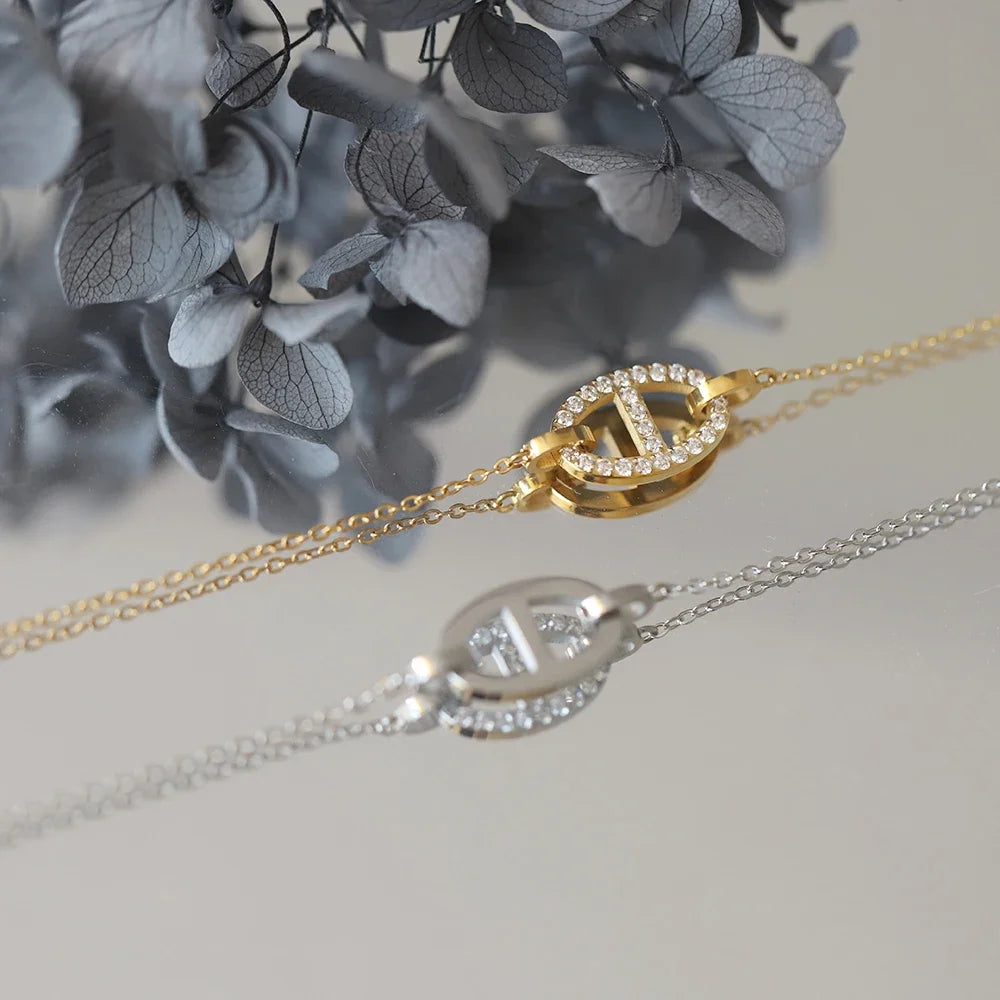 Necklace Women's Niche Design Light Luxury High Sense Does Not Fade Simple Collarbone Chain Accessories