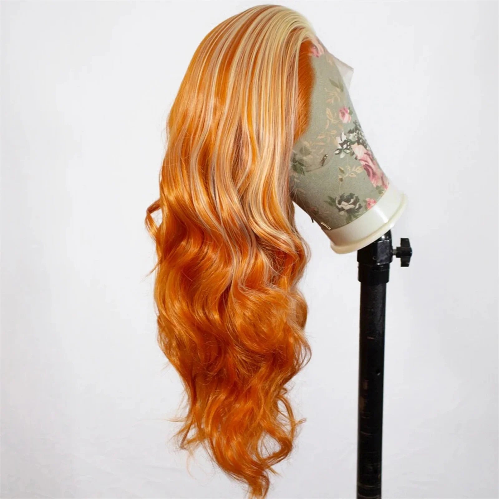 Ginger Orange with Blonde Highlights Wig Synthetic Lace Front Wig Long Wavy Hair Loose Body Wave 13X4 Frontal Wigs for Women